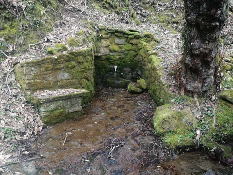 Via dell'Acqua le Piastre